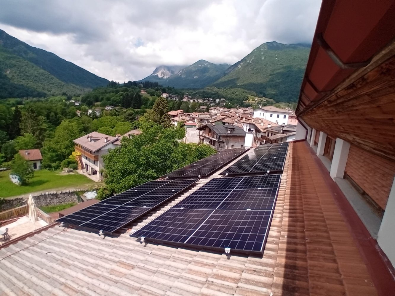 Impianto fotovoltaico dell'hotel ad Ampezzo